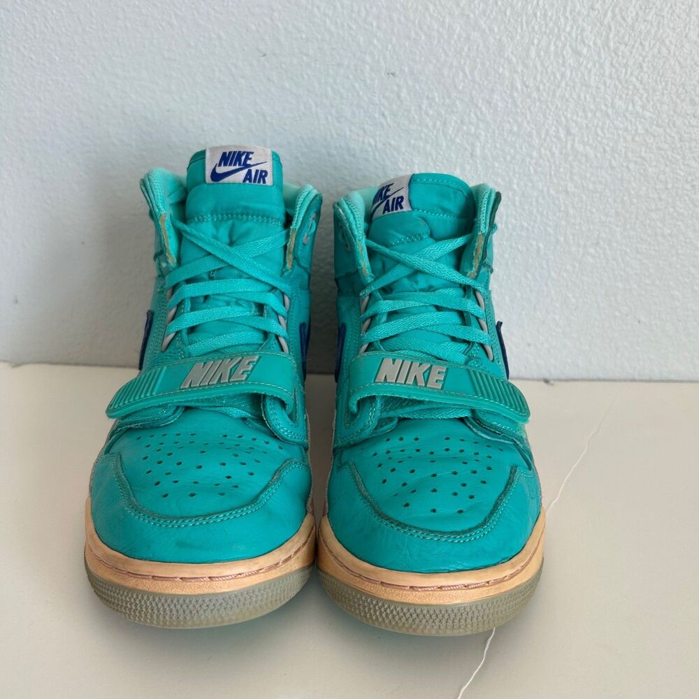 Jordan Sneakers Legacy  High Top Hyper Jade Teal Youth Size 9 AV3922-348